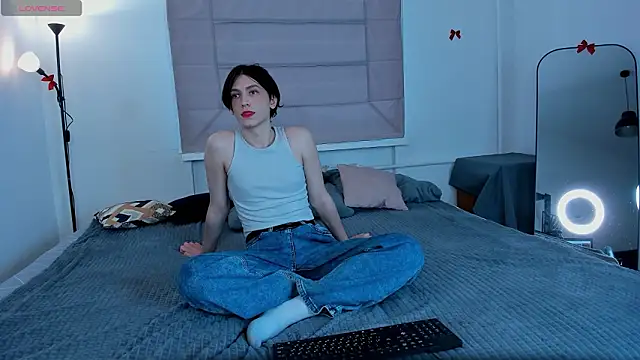 Snapshot of TwinkleSnip chatting on February 2026 01:40:01 PM TwinkleSnip online show from February 2026 01:40:01 PM