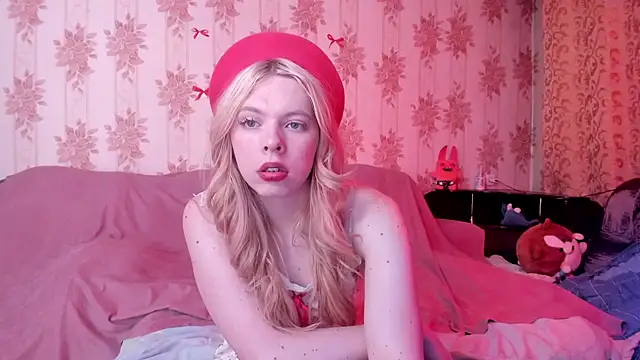 Cutie Bambi online show from February 2026 11:00:02 AM