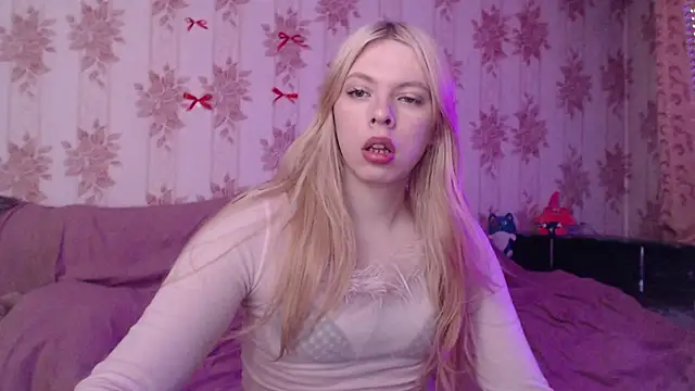 Cutie Bambi online show from February 2026 11:01:01 AM