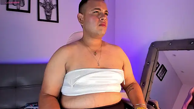 Snapshot of jay_kross1 chatting on February 2026 03:39:02 AM jay kross1 online show from February 2026 03:39:02 AM