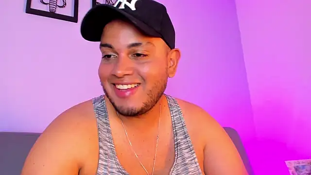 Snapshot of jay_kross1 chatting on February 2026 08:15:02 PM jay kross1 online show from February 2026 08:15:02 PM