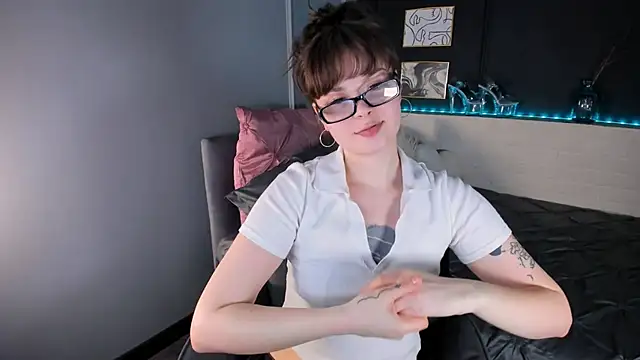 Maykinkya online show from March 2026 02:04:01 PM