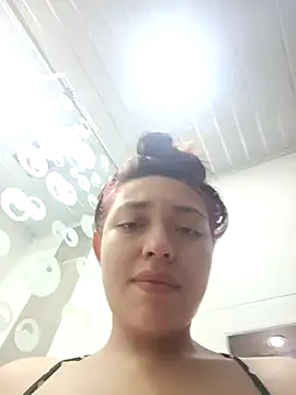 mia-brow online show from April 2026 10:37:02 PM