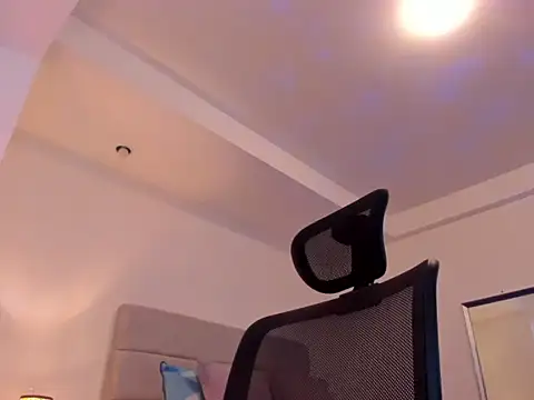 chris morgan7 online show from April 2026 07:07:02 PM