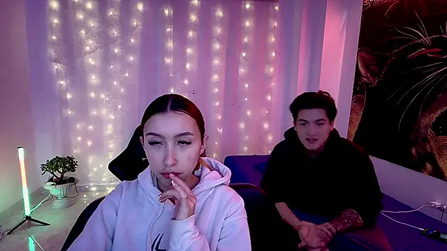 RoseSinsDonViktor online show from March 2026 11:31:01 AM