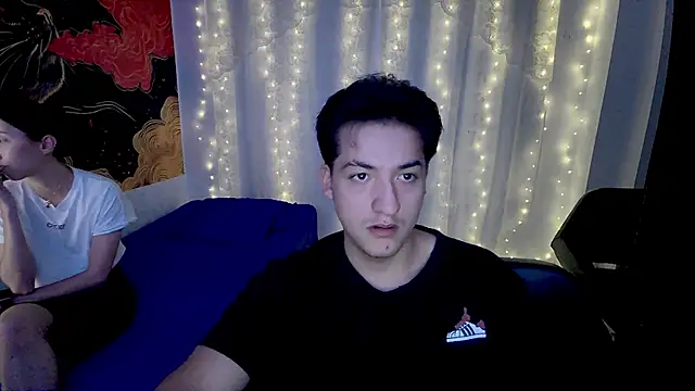 RoseSinsDonViktor online show from April 2026 06:31:02 PM