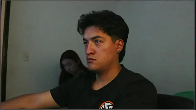 Snapshot of RoseSinsDonViktor chatting on February 2026 08:19:01 PM RoseSinsDonViktor online show from February 2026 08:19:01 PM