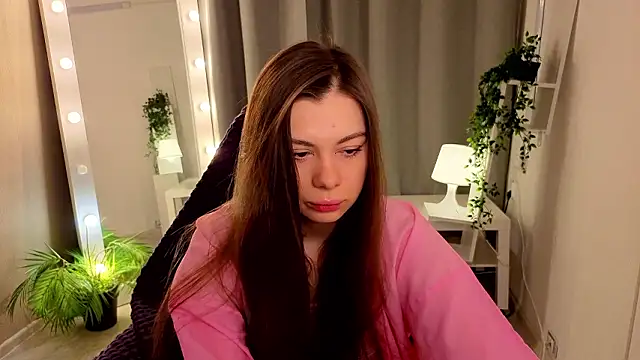 SiennaSayss online show from February 2026 05:37:01 AM