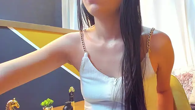 Vaiolletcooper online show from March 2026 02:39:01 PM