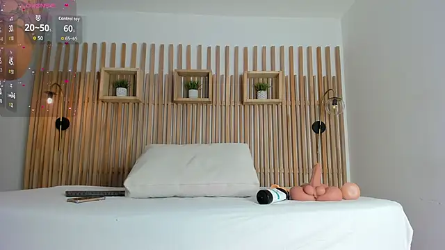 serena foxx  online show from February 2026 11:29:01 AM