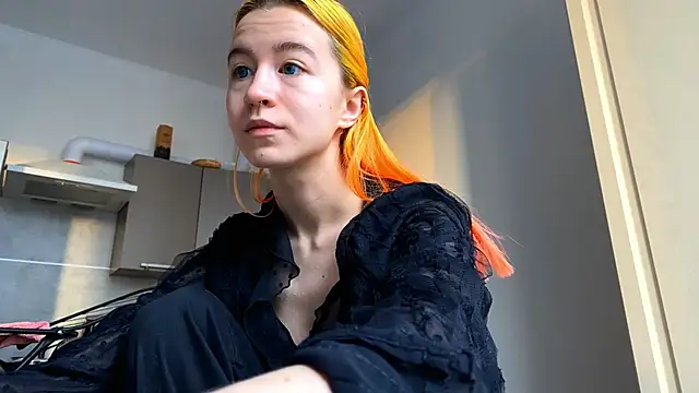 EmilyHein online show from February 2026 06:03:02 AM