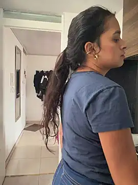 LunaHeat online show from March 2026 03:07:02 PM