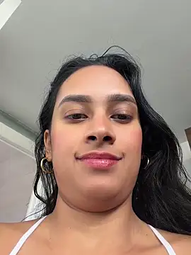 LunaHeat online show from April 2026 03:07:01 PM