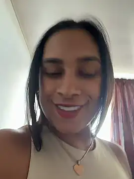 LunaHeat online show from May 2026 10:09:01 PM