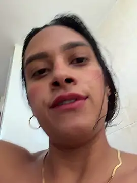 LunaHeat online show from April 2026 05:03:01 PM