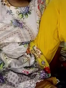 Toma7890 online show from April 2026 04:19:01 PM