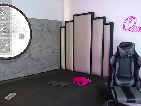 Philipp-Jones online show from February 2026 11:56:02 AM