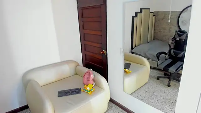 Philipp-Jones online show from February 2026 01:22:02 PM