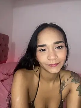 Maria x Alejandra online show from March 2026 09:18:02 PM