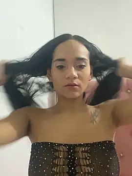 Maria x Alejandra online show from April 2026 11:55:01 PM