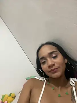 Maria x Alejandra online show from March 2026 10:22:01 PM