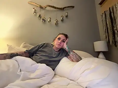 Snapshot of Sexysanka chatting on February 2026 06:15:01 AM Sexysanka online show from February 2026 06:15:01 AM