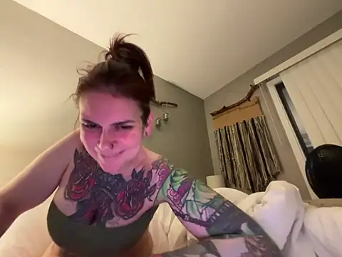 Snapshot of Sexysanka chatting on February 2026 04:20:02 AM Sexysanka online show from February 2026 04:20:02 AM