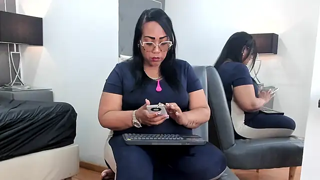 Oliviia williams online show from February 2026 11:10:01 AM