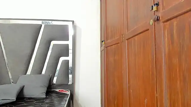 Sophiia88 online show from March 2026 12:13:01 PM