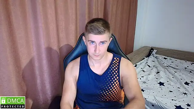 TodMusclePower9 online show from May 2026 05:04:02 PM
