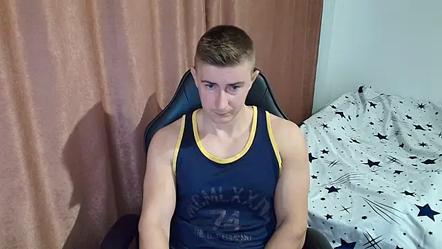 Snapshot of TodMusclePower9 chatting on March 2026 05:19:01 AM TodMusclePower9 online show from March 2026 05:19:01 AM