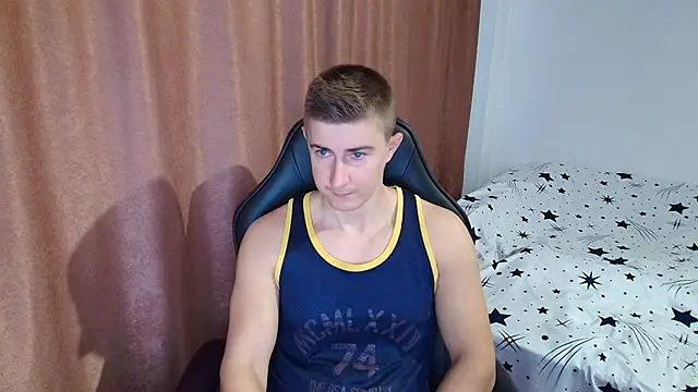 Snapshot of TodMusclePower9 chatting on February 2026 06:24:02 AM TodMusclePower9 online show from February 2026 06:24:02 AM