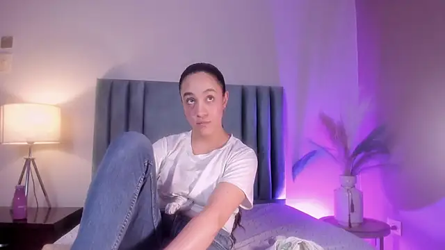 Snapshot of CelesteQueeen chatting on April 2026 07:58:02 PM CelesteQueeen online show from April 2026 07:58:02 PM