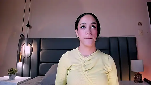 Snapshot of CelesteQueeen chatting on March 2026 11:51:01 AM CelesteQueeen online show from March 2026 11:51:01 AM