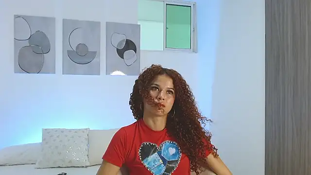 Snapshot of sandra_smith_01 chatting on February 2026 06:17:02 PM sandra smith 01 online show from February 2026 06:17:02 PM