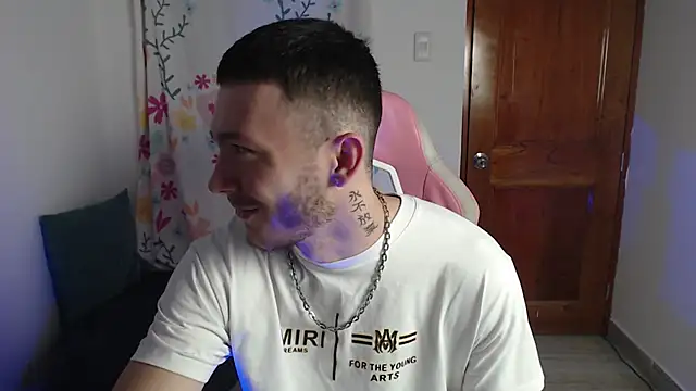 Ariana Esteban07 online show from February 2026 10:39:02 AM