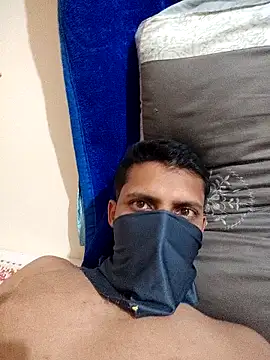 delvin92 online show from February 2026 06:19:01 PM