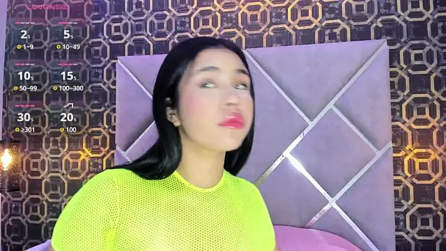 NicollJabocs online show from April 2026 12:07:02 PM