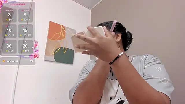 Nico Hillx online show from May 2026 09:31:01 PM