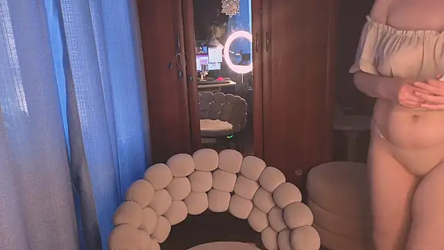 Doll lira online show from April 2026 02:34:01 PM