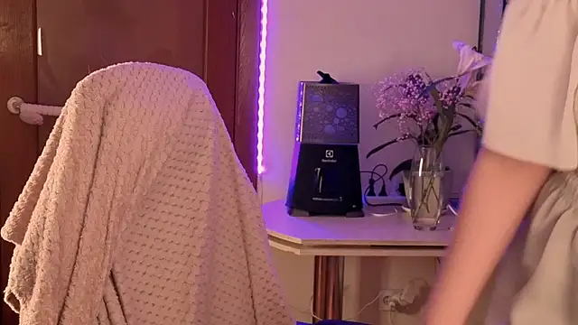 Doll lira online show from February 2026 11:24:01 PM