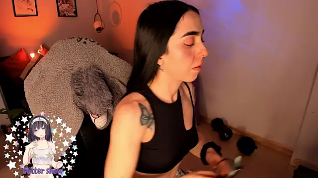 Luna tagliaferri online show from April 2026 09:21:01 PM