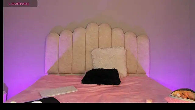 Celestecastro  online show from April 2026 03:16:01 PM