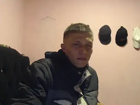 Cronos Hot 8 online show from February 2026 06:19:01 PM