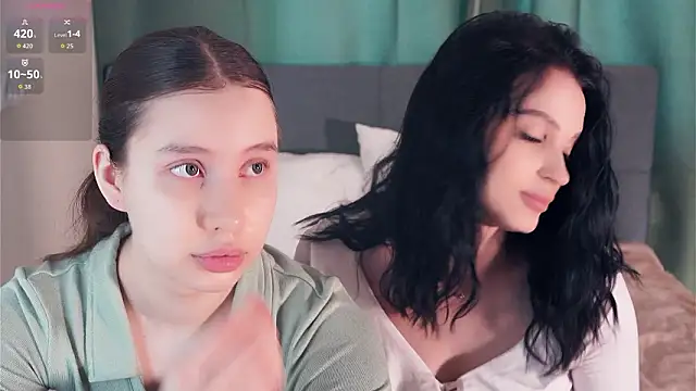 Snapshot of ZofiaSoshnik chatting on March 2026 08:32:01 AM ZofiaSoshnik online show from March 2026 08:32:01 AM