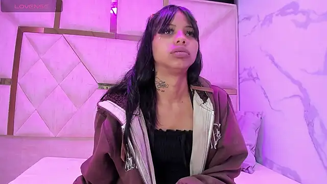 Snapshot of KendallArdent chatting on February 2026 01:55:01 PM KendallArdent online show from February 2026 01:55:01 PM