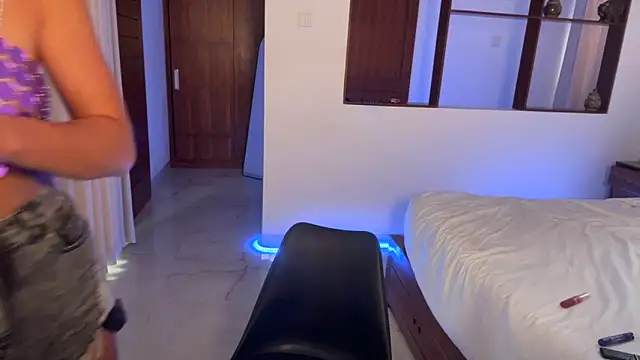 ViviNoir online show from February 2026 11:45:01 PM