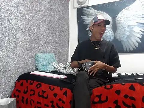 Snapshot of timmy_turner_x18 chatting on February 2026 02:01:01 AM timmy turner x18 online show from February 2026 02:01:01 AM