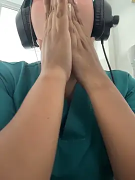 Noa Harper- online show from April 2026 08:59:02 PM