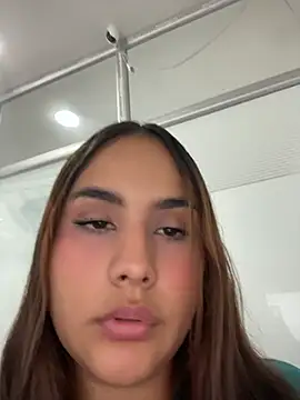 Snapshot of Noa_Harper- chatting on May 2026 08:29:02 PM Noa Harper- online show from May 2026 08:29:02 PM